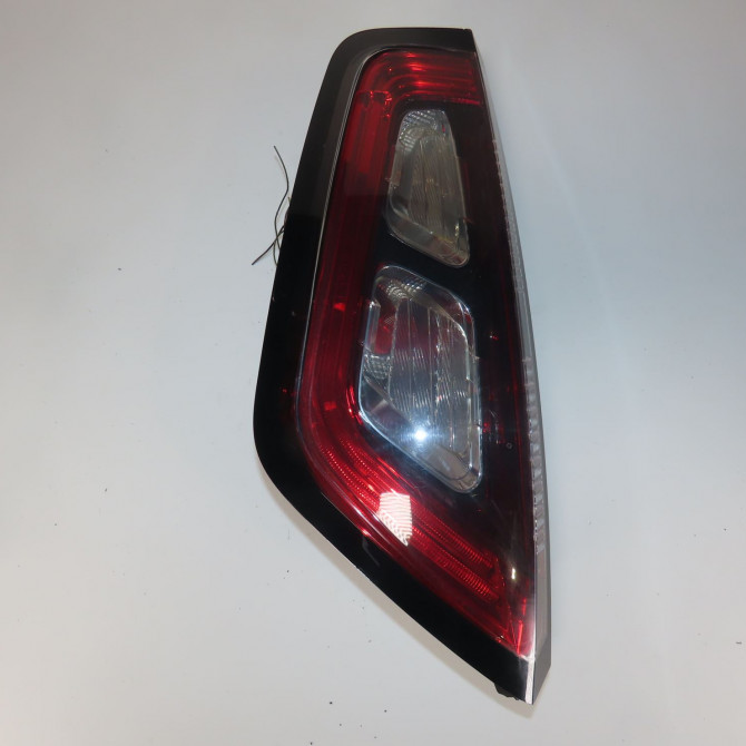 Feu arrière gauche occasion  Fiat PUNTO (199_) 1.2 (199axz1a, 199bxz1a) (2012)   51927095  1