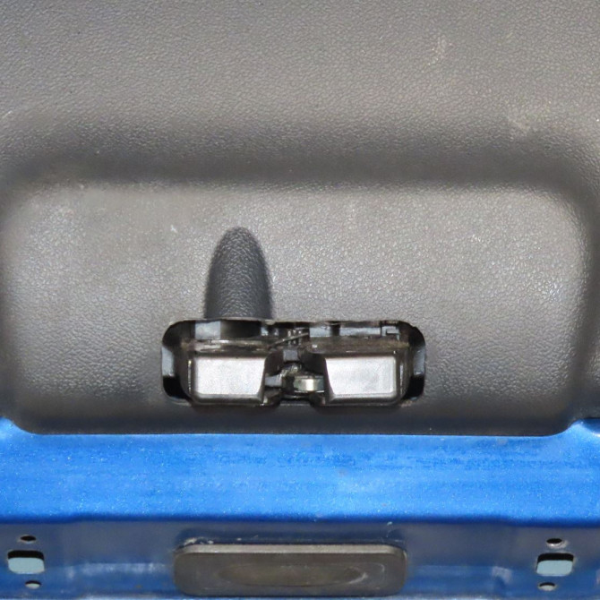 Hayon occasion  RENAULT CLIO III   7751478020  4