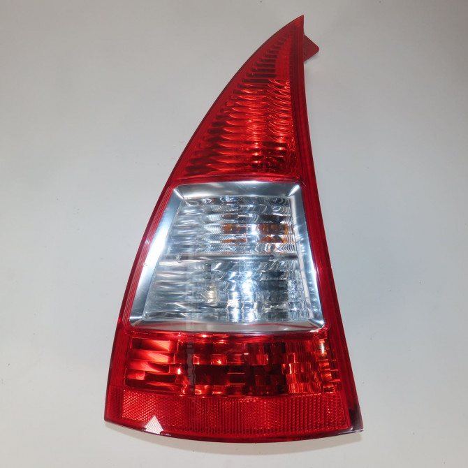 Feu arrière droit occasion  Citroën C3 I (FC_, FN_) 1.1 i (2002) 5 portes   6351X5  1
