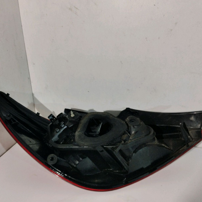 Feu arrière droit occasion  Opel CORSA D (S07) 1.3 cdti (l08, l68) (2006-2014) 5 portes   93190951  4