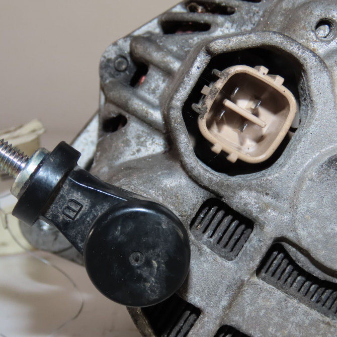 Alternateur occasion  Suzuki SWIFT IV (FZ, NZ) 1.2 (azh 412) (2010)   3140085L00  3