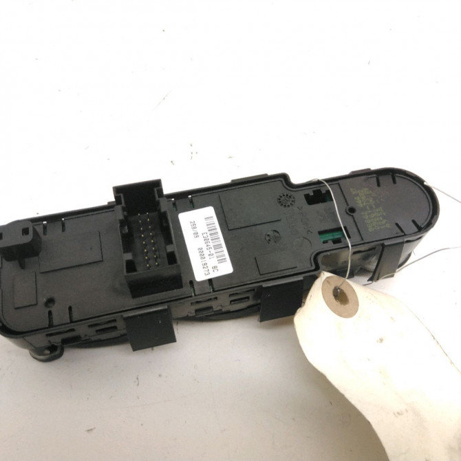 Commande lève-glace porte avant gauche occasion  Peugeot 207 SW (WK_) 1.6 hdi (2007-2012) 5 portes   6490EJ  2