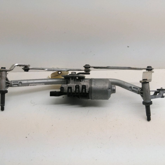 Moteur essuie-glace avant occasion  Peugeot 208 I (CA_, CC_) 1.2 puretech 82 (2018)   9815497780  4