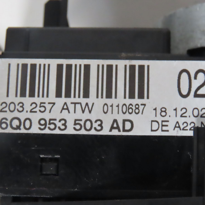 Bloc commodos occasion  Volkswagen vw POLO (9N_, 9A_) 1.2 (2002-2007) 5 portes   6Q0953503AD  3