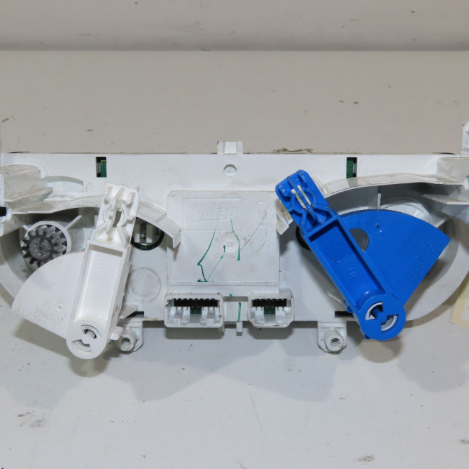 Commande de chauffage occasion  Renault CLIO IV (BH_) 1.5 dci 75 (2012) 5 portes   275107188R  3