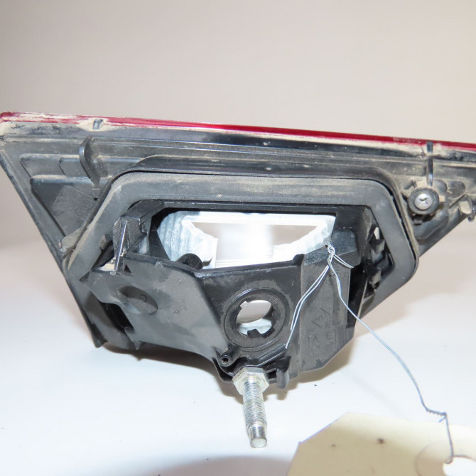 Feu arrière intérieur droit occasion  Renault CLIO IV (BH_) 1.5 dci 90 (2012) 5 portes   265505796R  2