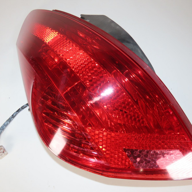 Feu arrière gauche occasion  Peugeot 308 I (4A_, 4C_) 1.6 hdi (2007-2014) 5 portes   6350CV  1