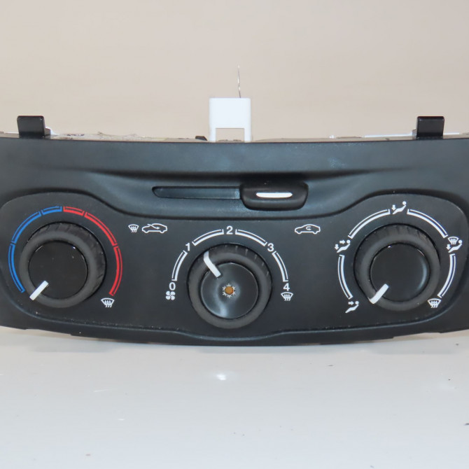 Commande de chauffage occasion  Fiat TIPO A trois volumes (356_, 357_) 1.4 (356sxa1b) (2015-2020)   735603491  1