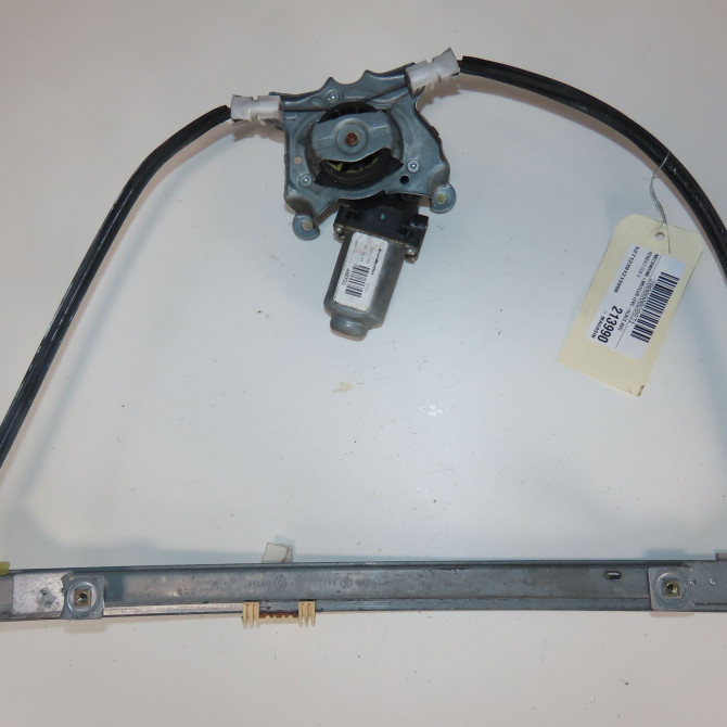 Mecanisme+moteur leve-glace avg occasion  Renault CLIO II (BB_, CB_) 1.5 dci (b/cb07) (2001-2009) 3 portes   7700842247  1