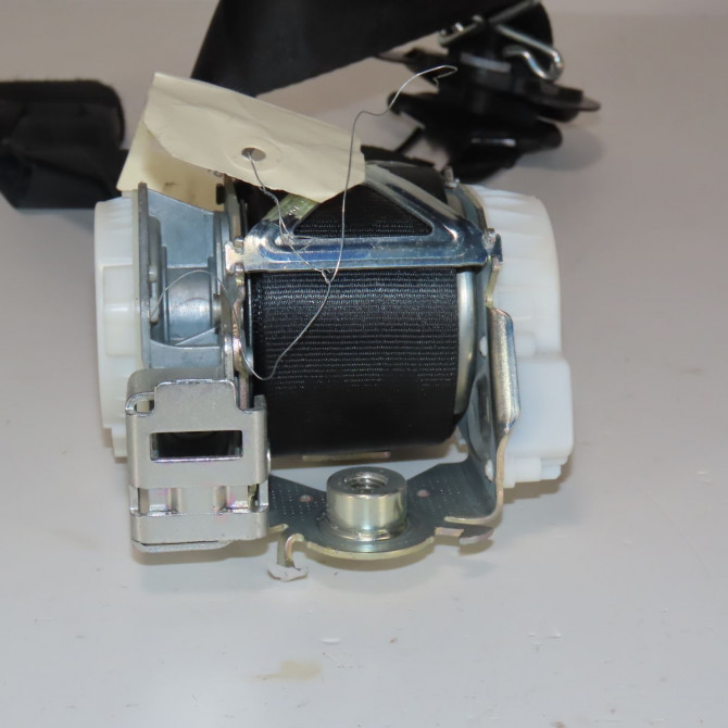 Ceinture avant droite occasion  Peugeot 3008 Monospace (0U_) 1.6 hdi (2009-2016) 5 portes   98019795XX  4