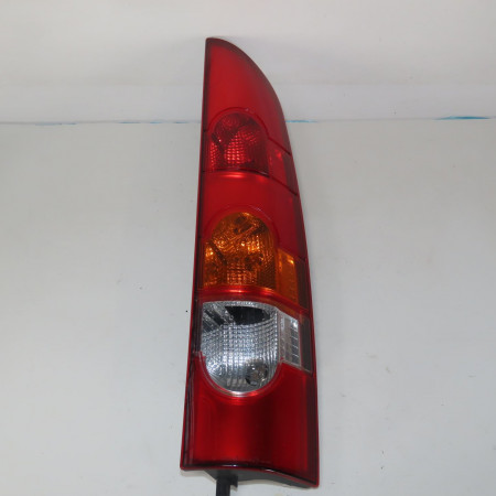 Feu arrière droit occasion  Renault KANGOO (KC0/1_) 1.5 dci (kc08, kc09) (2002)   8200150621 