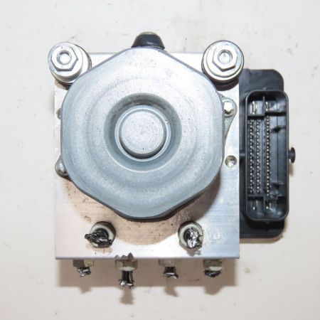 Unité hydraulique ABS occasion  Opel CORSA E (X15) 1.2 (08, 68) (2014)   95522565 