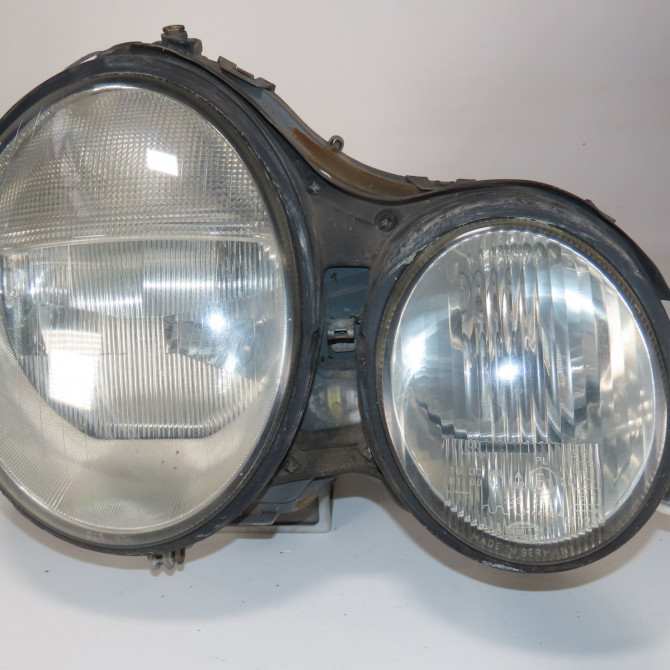 Phare droit occasion  Mercedes-benz CLASSE E (W210) E 300 turbo-d (210.025) (1996-1999)   2108203461  1
