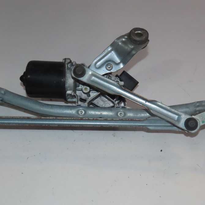 Moteur essuie-glace avant occasion  Renault MEGANE CC (EZ0/1_) 1.9 dci (ez0j, ez1s) (2010)   7701054828  2