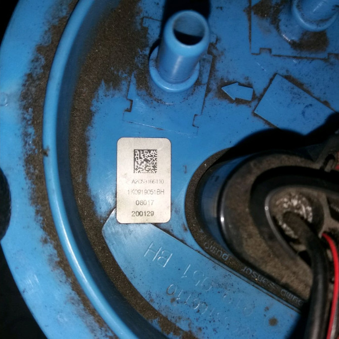 Pompe à carburant immergée occasion  Audi TT (8J3) 2.0 tfsi (2006-2010)   6F127025M  3