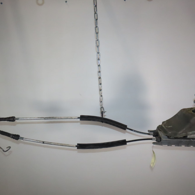 Tringlerie boite occasion  Audi TT (8J3) 2.0 tfsi (2006-2010)   8J0711050A  1