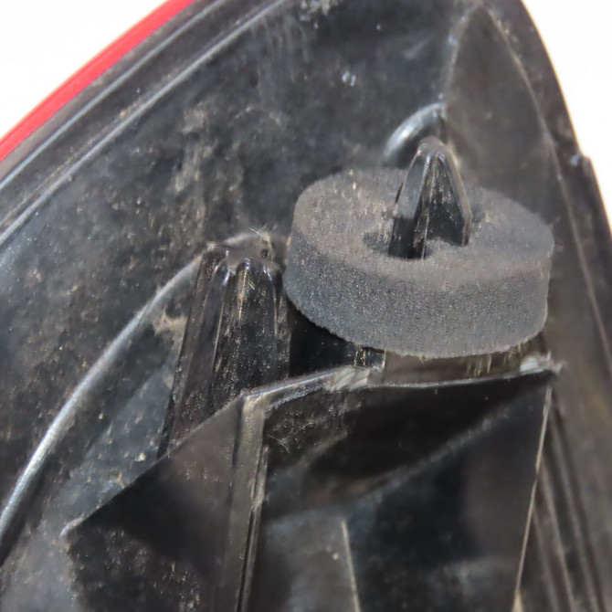 Feu arrière droit occasion  Citroën DS3 (SA_) 1.2 vti 82 (2013-2015)   9676973380  6