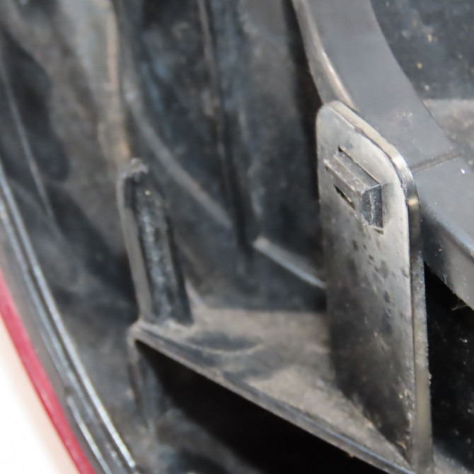 Feu arrière droit occasion  Citroën DS3 (SA_) 1.2 vti 82 (2013-2015)   9676973380  7