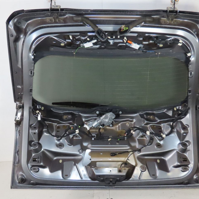 Hayon occasion  Peugeot 2008 II (UD_, US_, UY_, UK_) 1.2 puretech 130 (2019)   9831045880  2