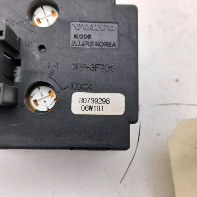 Interrupteur commande de phares occasion  Volvo V50 (545) 2.0 d (2004-2010)   30739300  2