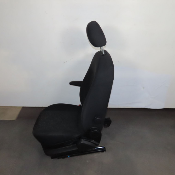 Siège avant gauche occasion  Opel COMBO Camionnette/Monospace (X12) 1.6 cdti (b05) (2012)   95511926  4