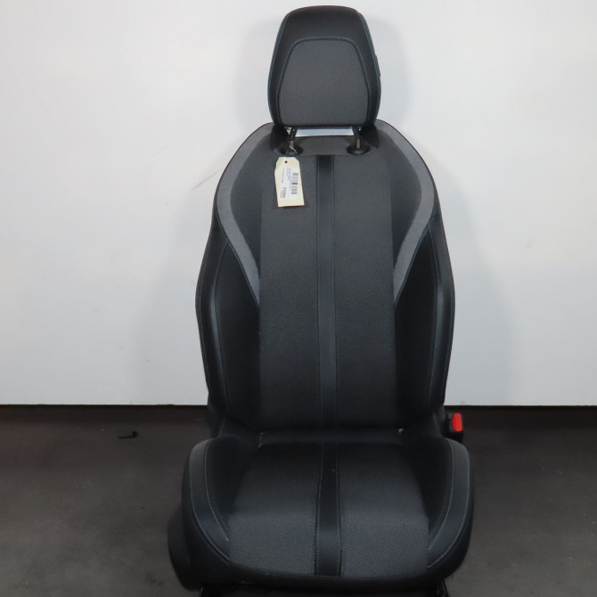 Interieur complet occasion  Peugeot 308 III (FB_, FH_, FP_, F3_) Bluehdi 130 (fbyhzl, fbyhzt) (2021)     1