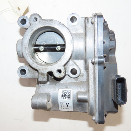 Boitier papillon occasion  Renault CAPTUR I (J5_, H5_) 0.9 tce 90 (2013) 5 portes   161206038R 