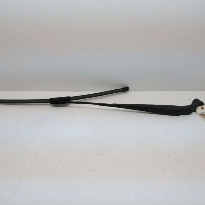 Bras essuie-glace avant gauche occasion  Nissan NOTE (E12) 1.5 dci (2013)   288813VF0A  1