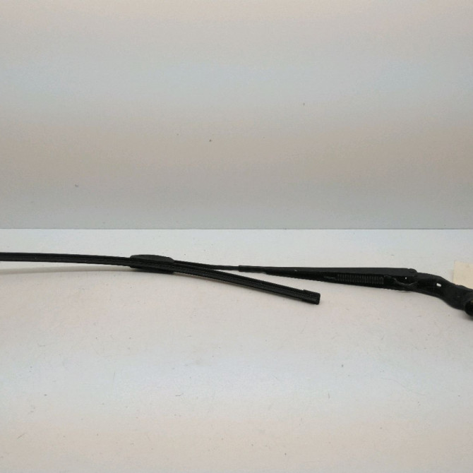 Bras essuie-glace avant gauche occasion  Nissan NOTE (E12) 1.5 dci (2013)   288813VF0A  2