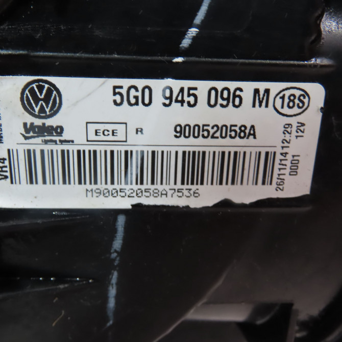 Feu arrière droit occasion  Volkswagen vw GOLF VII (5G1, BQ1, BE1, BE2) 1.6 tdi (2012-2017)   5G0945096M  2