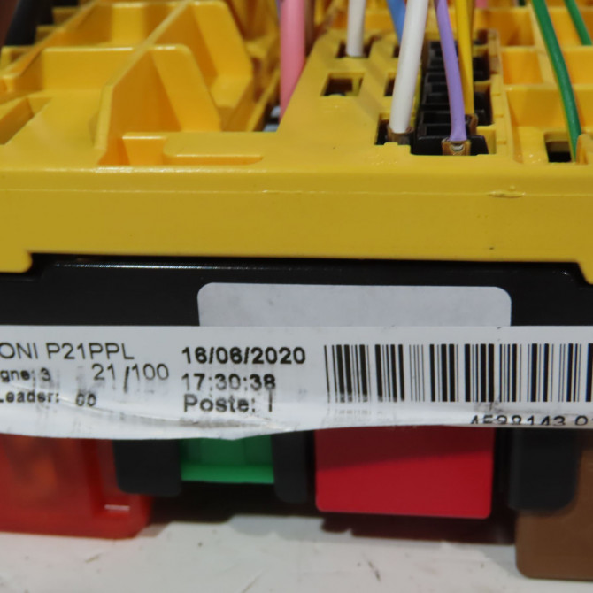 Boite a fusibles occasion  Peugeot 208 II (UB_, UP_, UW_, UJ_) 1.2 puretech 75 (2019)   9804848480  3