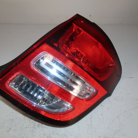 Feu arrière droit occasion  Citroën C3 II (SC_) 1.4 hdi 70 (sc8hzc, sc8hr0, sc8hp4) (2009) 5 portes   6351KQ 