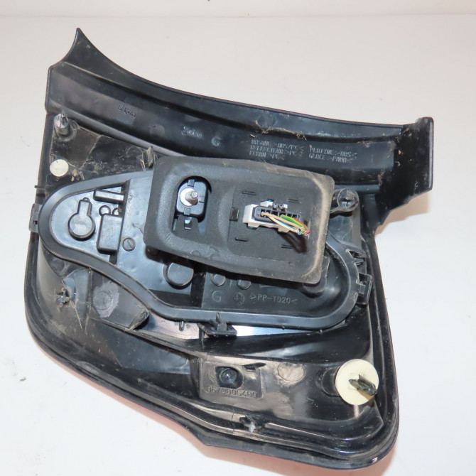 Feu arrière gauche occasion  Citroën C3 II (SC_) 1.6 hdi (2009-2016) 5 portes   6350KQ  3