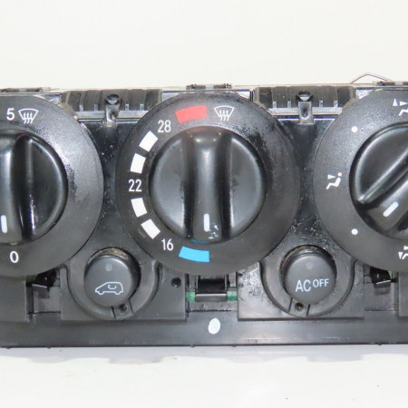 Commande de chauffage occasion  MERCEDES CLASSE A I Phase 2 03-2001->09-2004 A 170 CDI   1688302285 