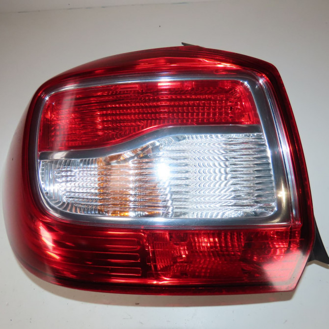 Feu arrière gauche occasion  Dacia LOGAN II 1.2 (2012)   265556233R  1