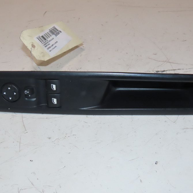 Commande lève-glace porte avant gauche occasion  Citroën JUMPY Camionnette (V_) 2.0 bluehdi 180 (2016)   98329368ZD  1