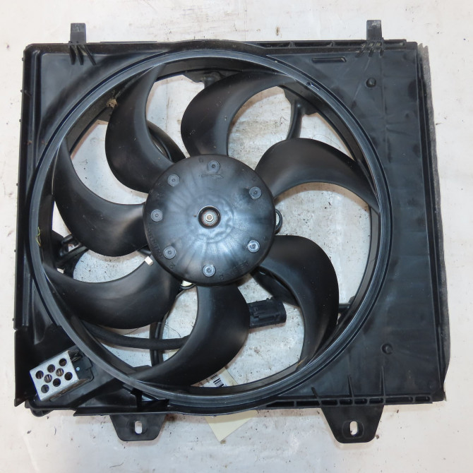 Moteur ventilateur radiateur occasion  Peugeot 2008 II (UD_, US_, UY_, UK_) 1.5 bluehdi 130 (2019)   9827752980  1