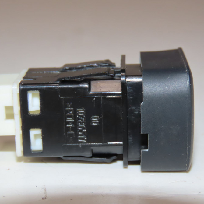 Bouton de warning occasion  Citroën BERLINGO Camionnette/Monospace (K9) 1.5 bluehdi 100 (2018)   9817043077  4