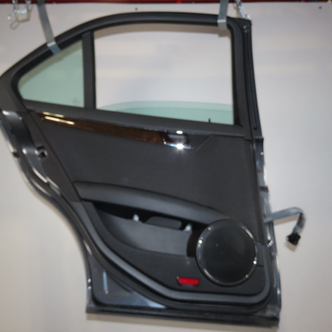 Porte arrière gauche occasion  Mercedes-benz CLASSE C (W204) C 200 cdi (204.007, 204.006) (2007-2009)   2047302100  2