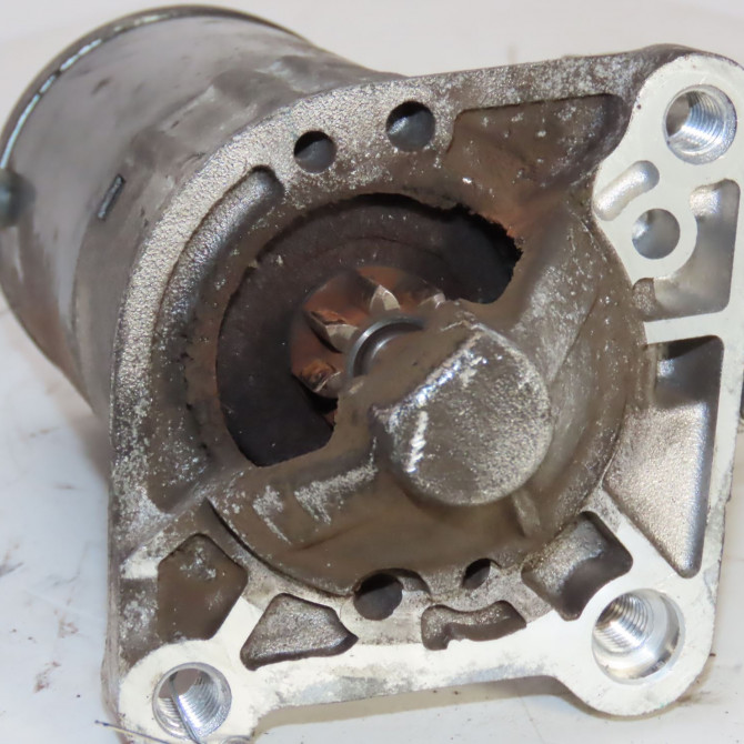 Démarreur occasion  Renault KANGOO Express (FW0/1_) 1.6 (fw00, fw0e, fw0n, fw0p, fw0y) (2008)   8200815083  3