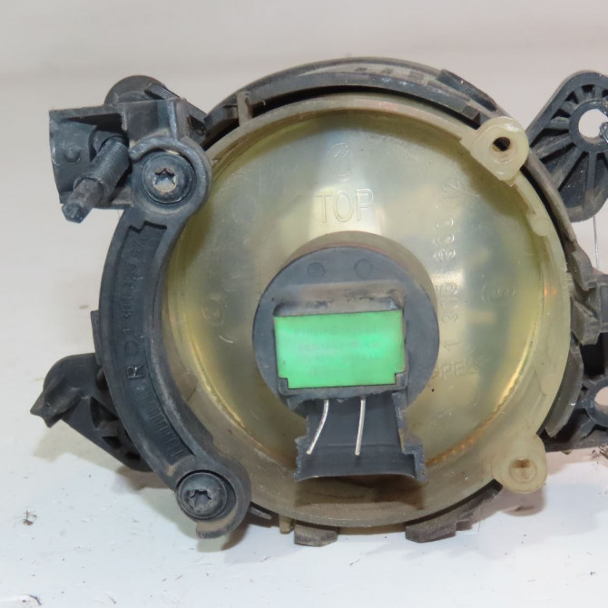 Phare antibrouillard avant droit occasion  Mercedes-benz CLASSE B Sports Tourer (W245) B 200 cdi (245.208) (2005-2011)   2518200856  2