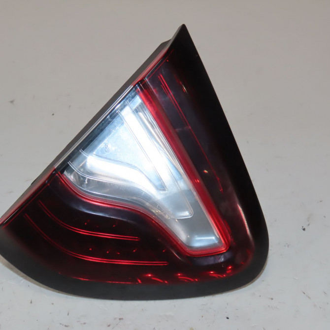 Feu arrière interieur gauche occasion  Renault CAPTUR I (J5_, H5_) 1.5 dci 90 (2013) 5 portes   265555726R  1