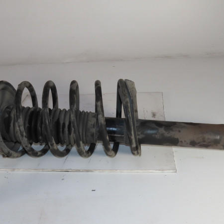 Amortisseur avant droit occasion  PEUGEOT 205 205 Phase 2 1987-07-01->1998-12-31 1.8 D   5202L7 