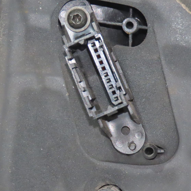 Retroviseur exterieur electrique gauche occasion  Renault CLIO II (BB_, CB_) 1.6 16v (bb01, bb0h, bb0t, bb14, bb1d, bb1r, bb2kl, bb3g... (1998-2005)   7700435863  5