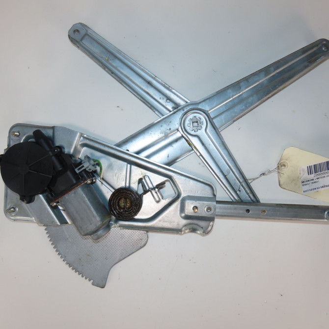 Mecanisme + moteur lève-glace avant droit occasion  Renault TWINGO I (C06_) 1.2 (c066, c068) (1996-2007) 3 portes   8200051780  2