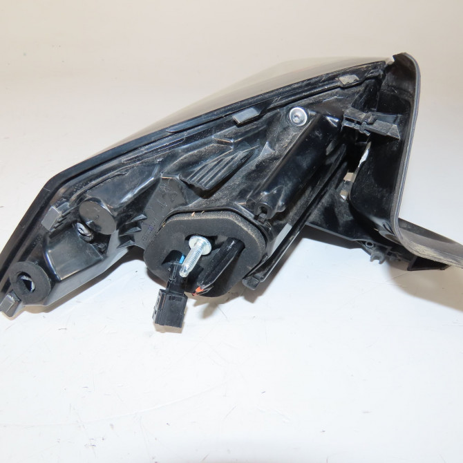 Feu arrière droit occasion  Peugeot 2008 II (UD_, US_, UY_, UK_) 1.5 bluehdi 130 (2019)   9838190480  2