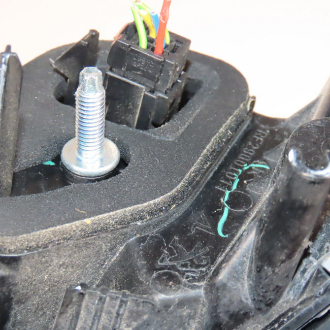 Feu arrière droit occasion  Peugeot 2008 II (UD_, US_, UY_, UK_) 1.2 puretech 130 (2019)   9838190480  4