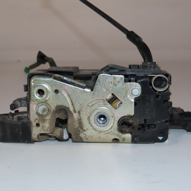 Serrure porte avd occasion  Citroën C3 PICASSO (SH_) 1.6 hdi 90 (2010) 5 portes   9136FH  1