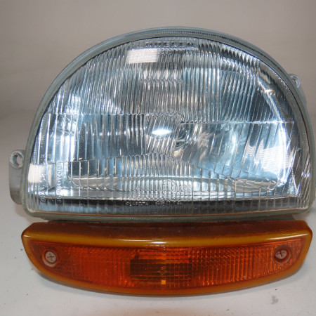 Phare gauche occasion  Renault TWINGO I (C06_) 1.2 (c063, c064) (1993-1996) 3 portes   7700820021 
