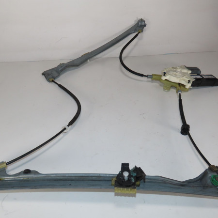 Mecanisme+moteur leve-glace avg occasion  Renault LAGUNA III (BT0/1) 2.0 dci (bt07, bt0j, bt14, bt1a, bt1s) (2007-2015) 5 portes   807010002R 